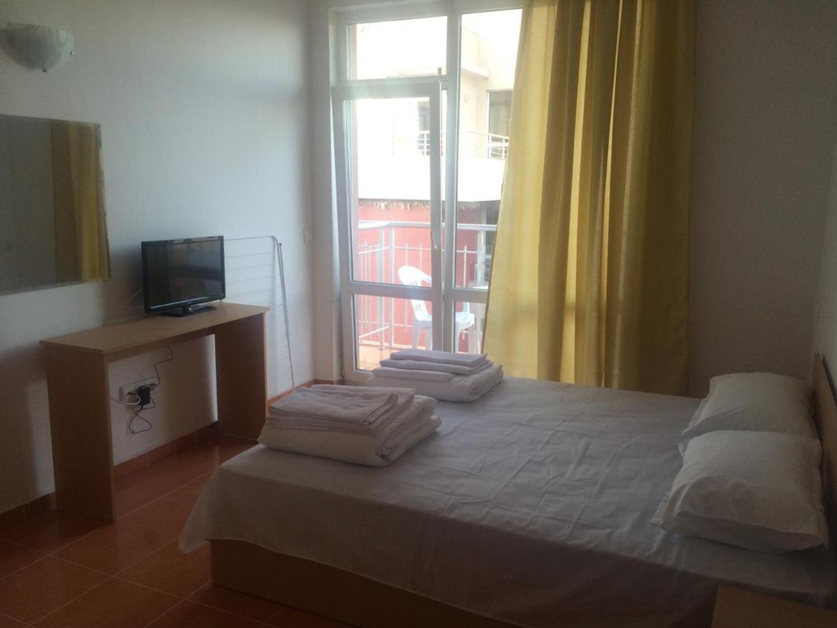Guest Rooms Venera 프리모르스코 외부 사진
